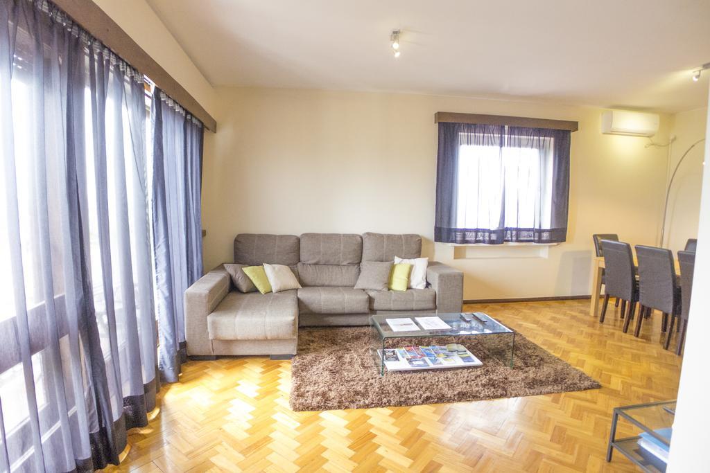 Lv Premier Apartments Clerigos- Re1 OOporto Esterno foto